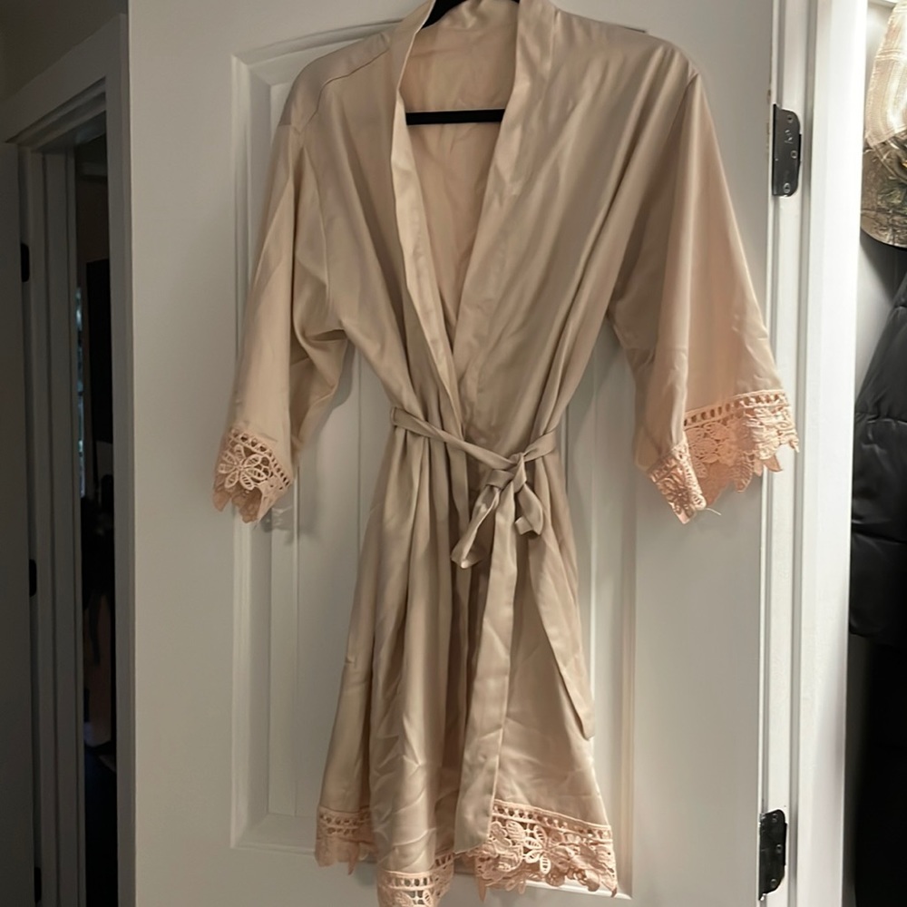 Lace Trim Robe